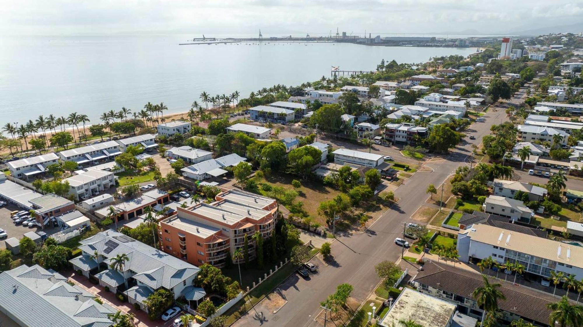 2 Bed Room Unit Moments From The Beach Townsville Eksteriør bilde